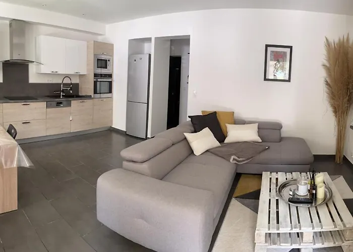 Mini à 200m De La * Borgo (Corsica)