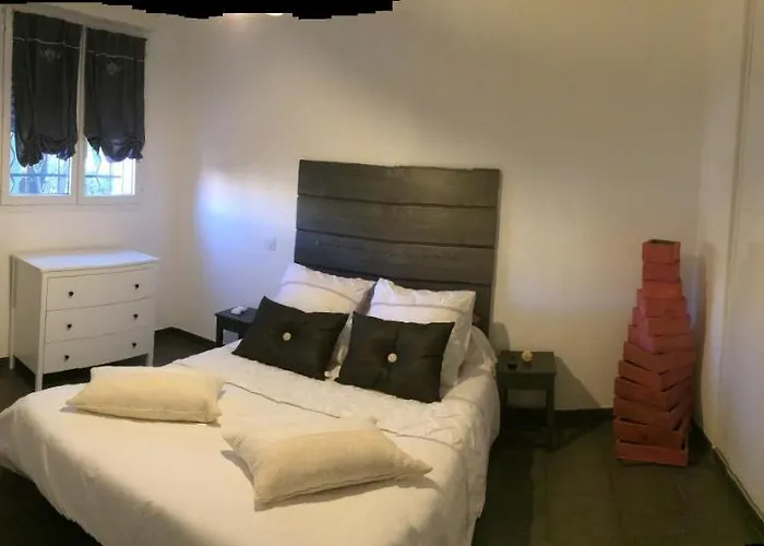 Mini à 200m De La Villa